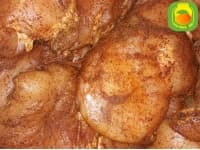 Вяленое мясо курицы в Паттайе